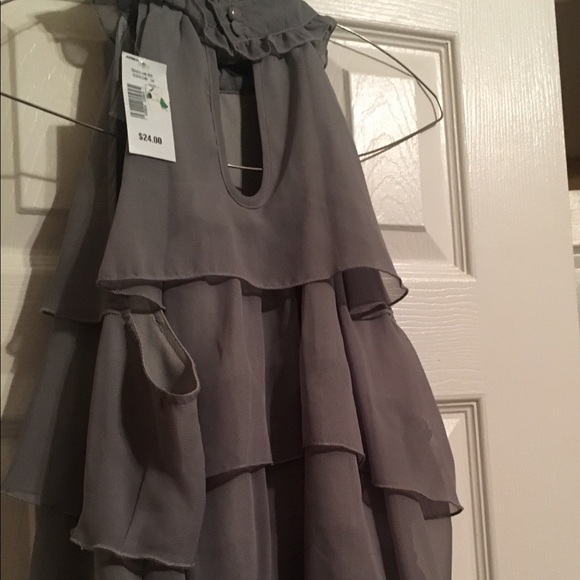 Adiva Five Tier Ruffle Style Blouse - Picture 3 of 3